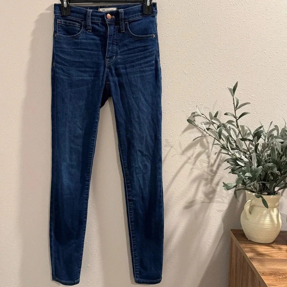Madewell Roadtripper Jeans in Jansen Wash